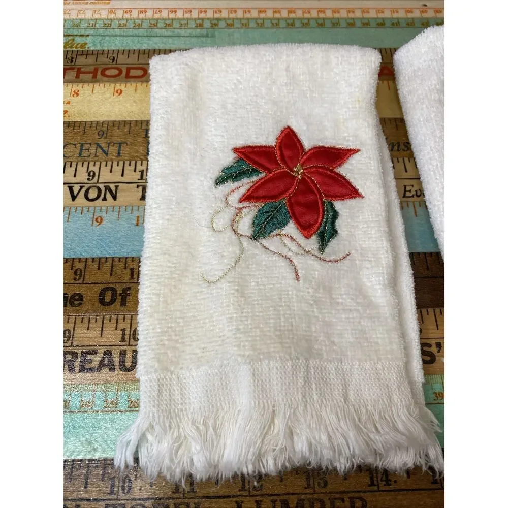 3 VINTAGE Christmas Hand Tea Towels‎ Poinsettia Tree, Ornament Home